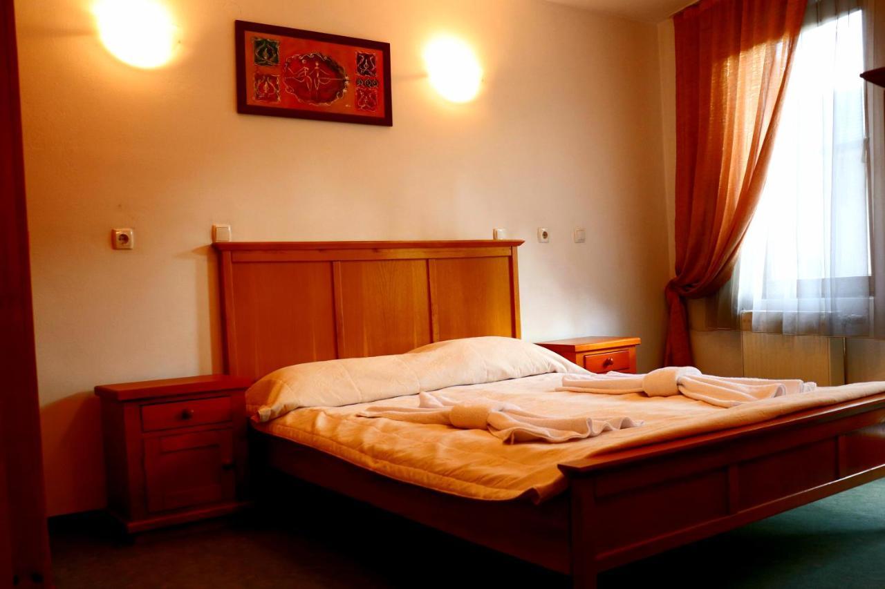 Family Hotel Nadine 班斯科 外观 照片