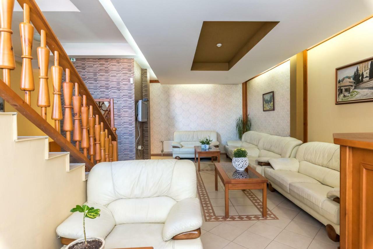 Family Hotel Nadine 班斯科 外观 照片